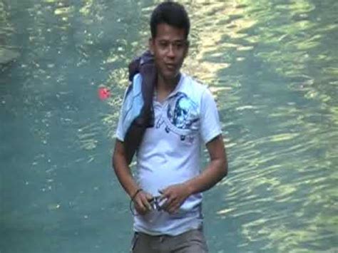 'Pinay sinubo ang titi ng boyfriend' Search .
